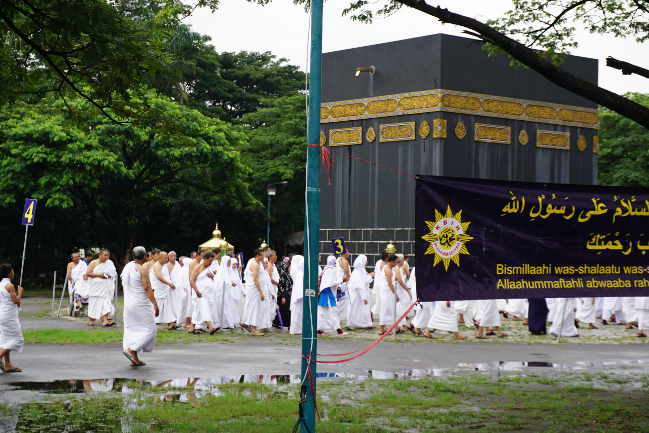 KBIH Muhammadiyah Semarang Gelar Manasik Haji