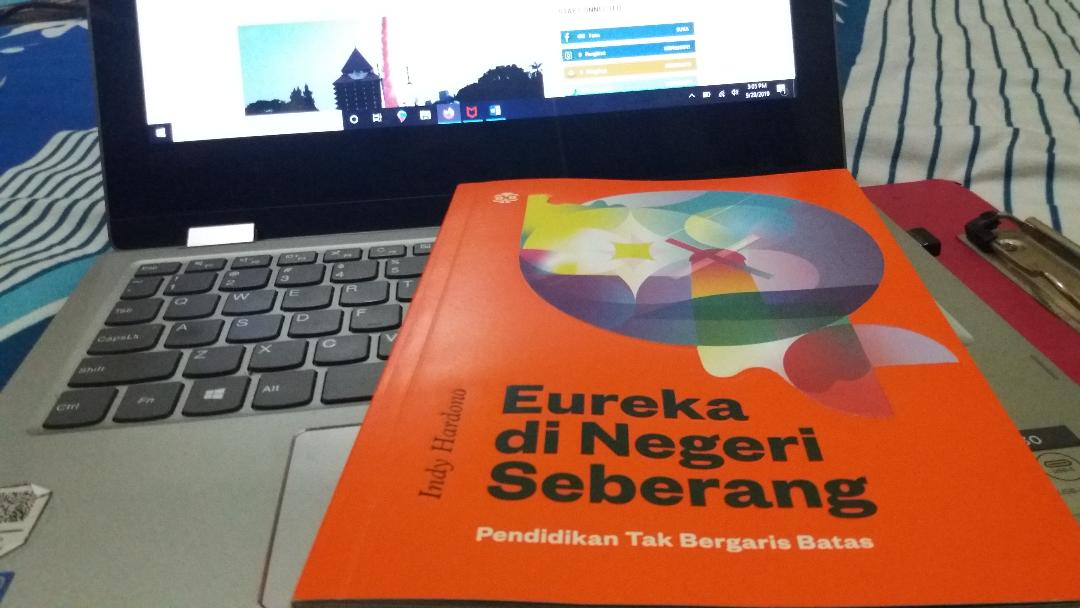 Buku Eurika di Negeri Seberang: pendidikan tak bergaris batas
