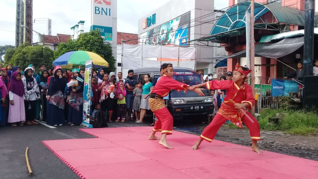 SD Muhammadiyah PK Boyolali Gelar Acara On the Street