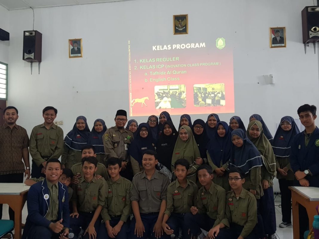 Siswa SMP Muhammadiyah 1 Simpon Berkunjung ke SMA Muhammadiyah 1 Ska