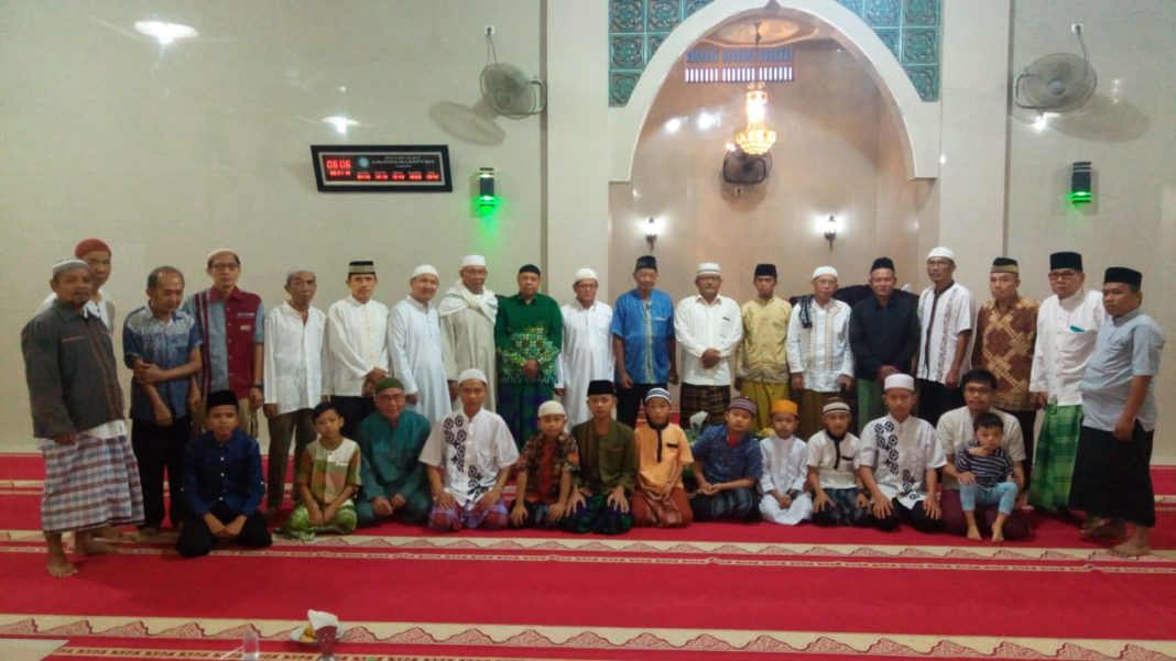 Pengurus Masjid Raya Muhammadiyah Lahat Gelar Pengajian Subuh