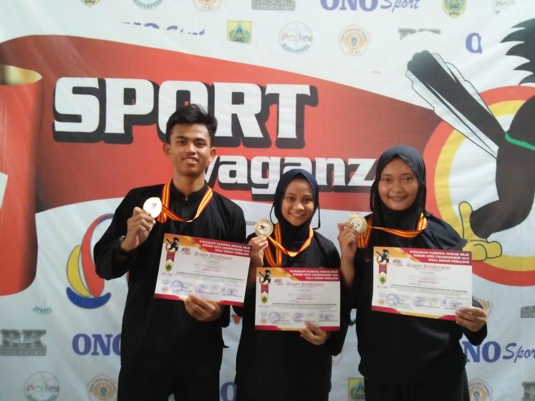 Siswa SMA Muhammadiyah 1 Surakarta Juara di Ajang Pencak Silat Widuri Open