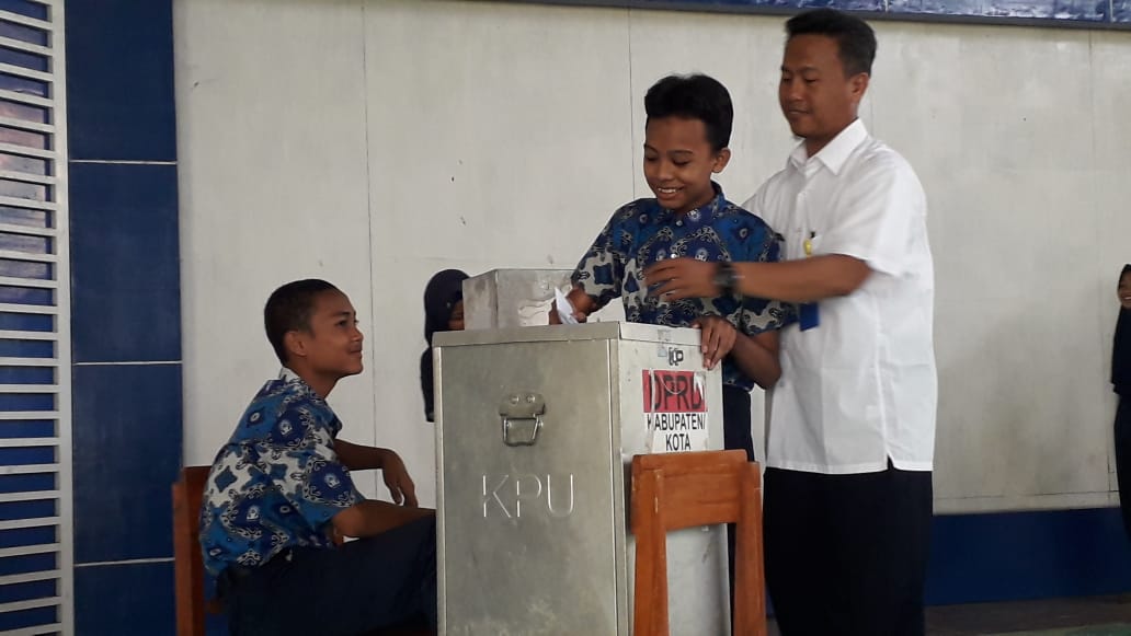 Pemilihan Ketua IPM Ala Pemilu di SMP Muhammadiyah Lebaksiu