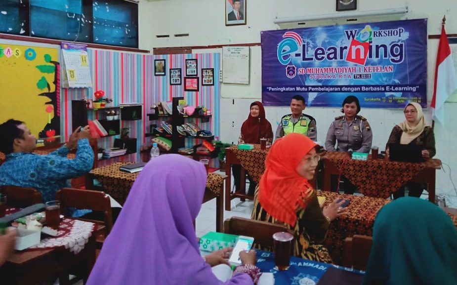 SD Muhammadiyah 1 Ketelan Gelar Workshop Pendidikan