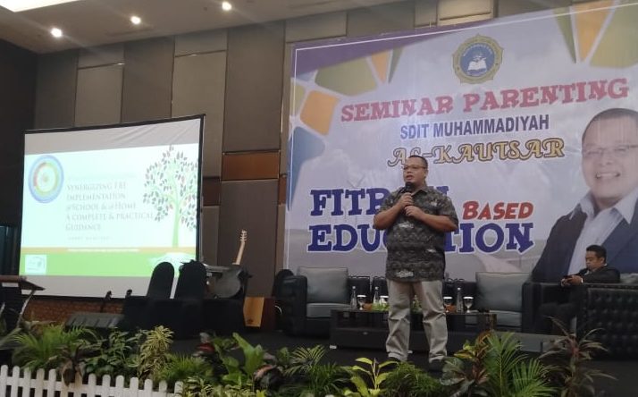 SDIT Muhammadiyah Al-Kautsar Adakan Seminar Parenting