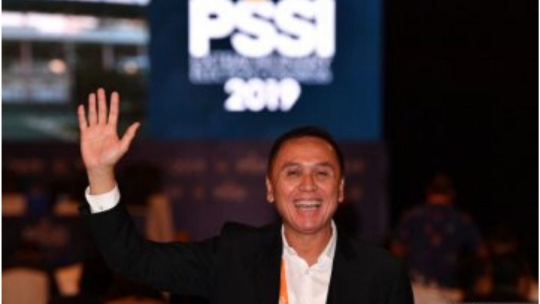 Iwan Bule Pimpin PSSI