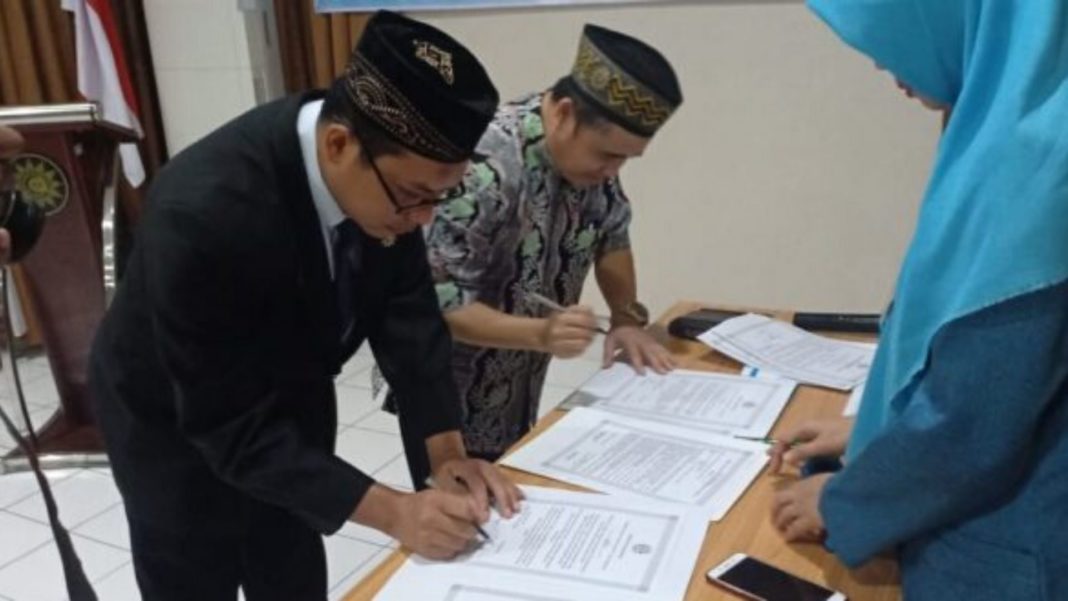 Ketua PWM Jateng Lantik Direktur Baru RSI Muhammadiyah Kendal