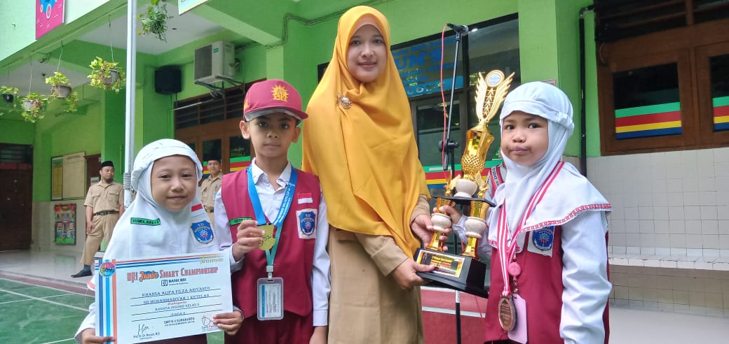 SD Muhammadiyah 1 Ketelan Umumkan Siswa Berprestasi