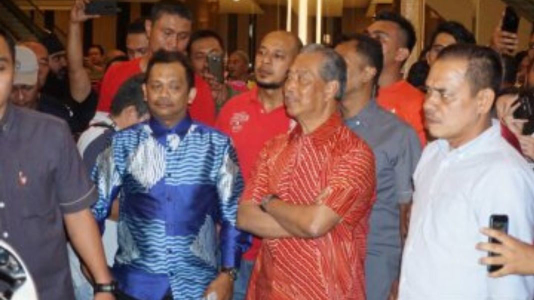 Muhyiddin Yassin Dapat Dukungan Barisan Nasional-PAS