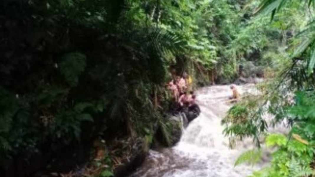 Enam Siswa SMPN Turi Meninggal Di Sungai Sempor