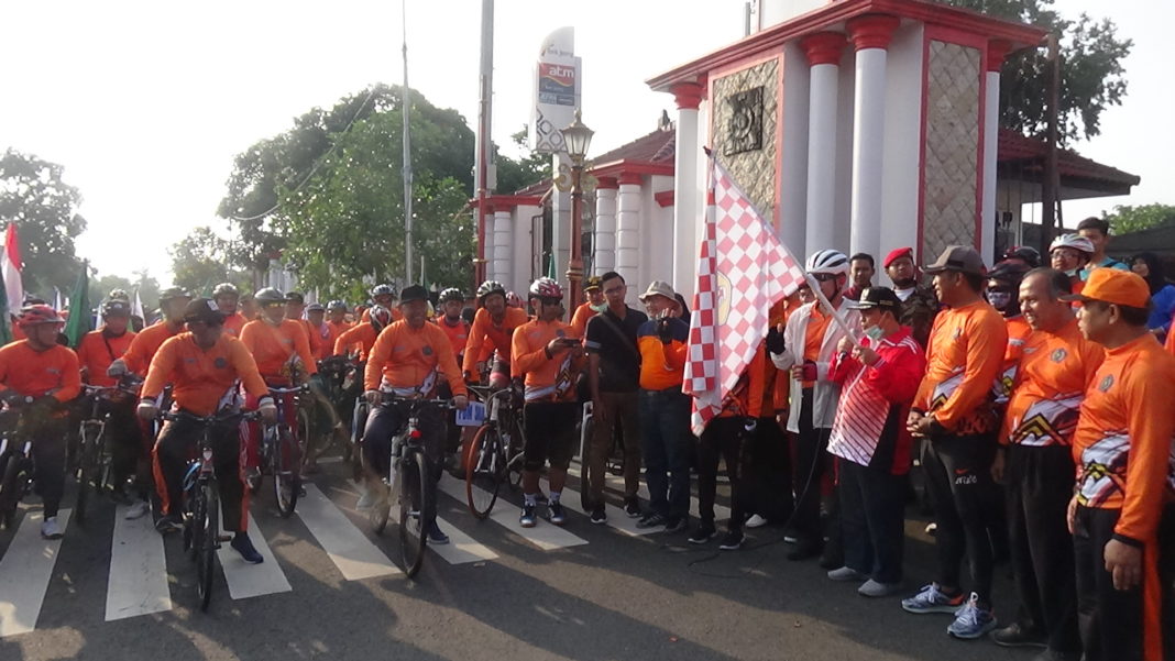 Gowes Wonogiri-Sukoarjo Untuk Memeriahkan Muktamar ke-48 Muhammadiyah