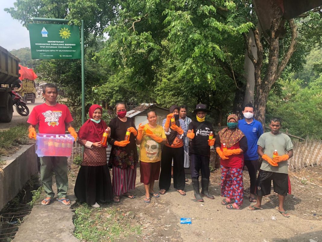 Dosen Universitas Aisyiyah Berbagi di Masa Pandemi Covid-19