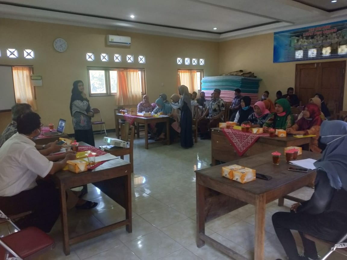 Bantu Masyarakat pada Saat Pandemi, Dosen UMY Kembangkan Potensi Masyarakat