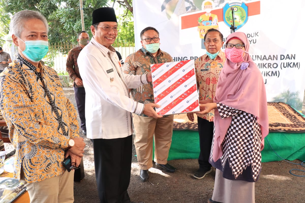 Taufik Hidayat Ajak Seluruh Pihak Bela dan Beli Produk UMKM Indramayu