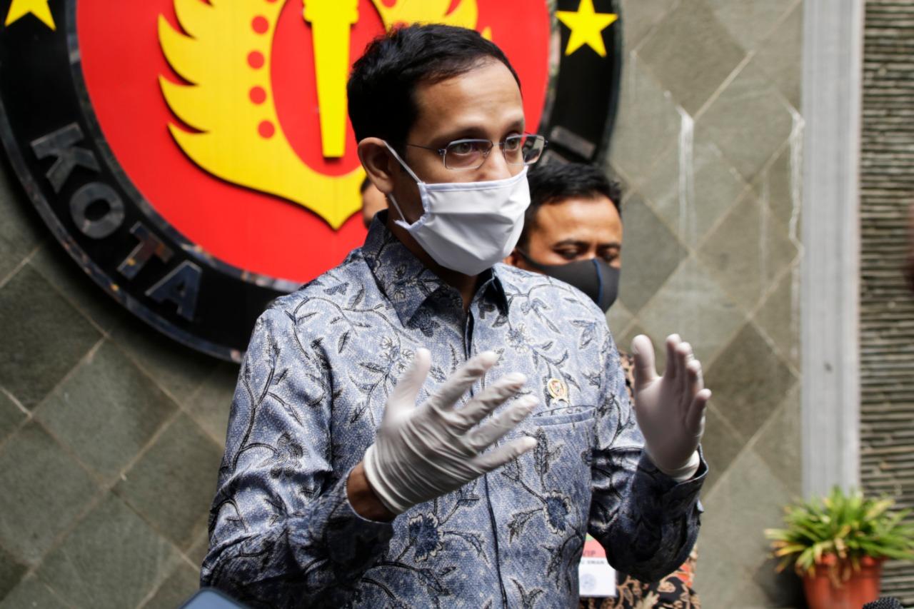 Mendikbud: Sekolah Bisa Manfaatkan Dana BOS untuk Pembelian Kuota Data