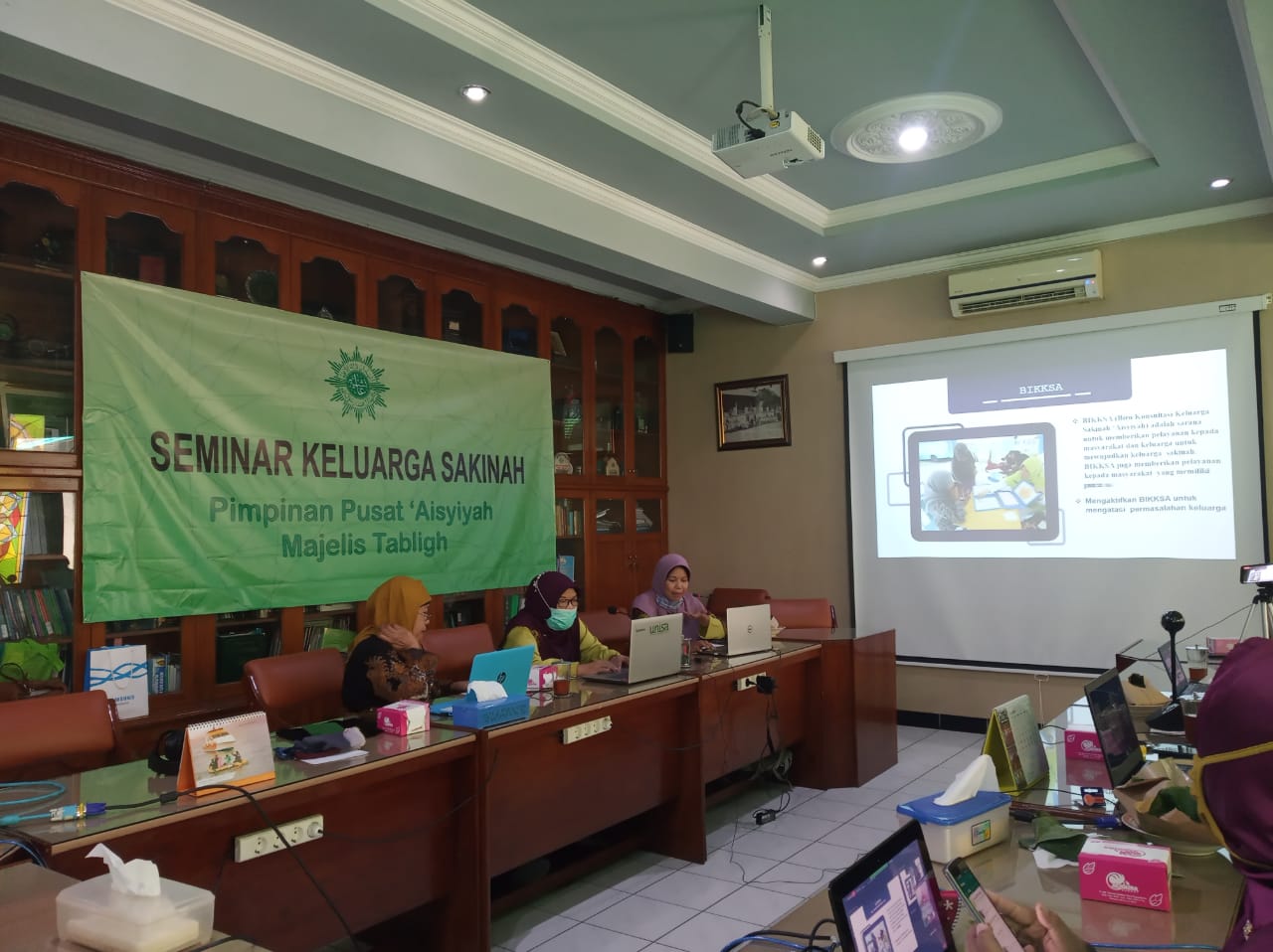 Cegah Cyber Bullying, Majelis Tabligh PP ‘Aisyiyah Gelar Seminar Keluarga Sakinah