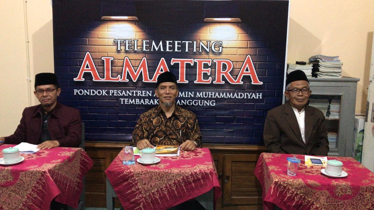 Ponpes Almatera Temanggung Membangun Sinergi dengan Wali Santri Melalui Telemeeting