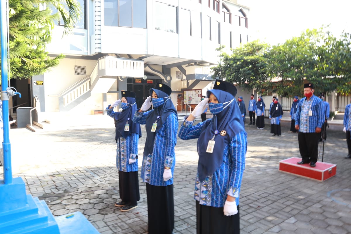 SD Muhammadiyah 8 Jagalan Surakarta Gelar Upacara Peringatan HUT Ke-75 Kemerdekaan RI Tahun 2020 di Masa Pandemi Covid-19