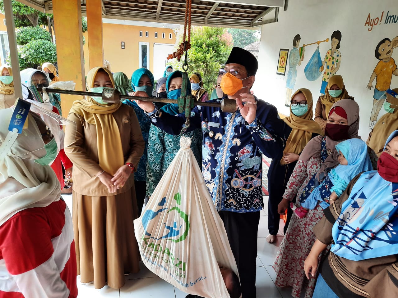 Tingkatkan Imunitas, 130 Ribu Balita di Indramayu Diberi Vitamin A