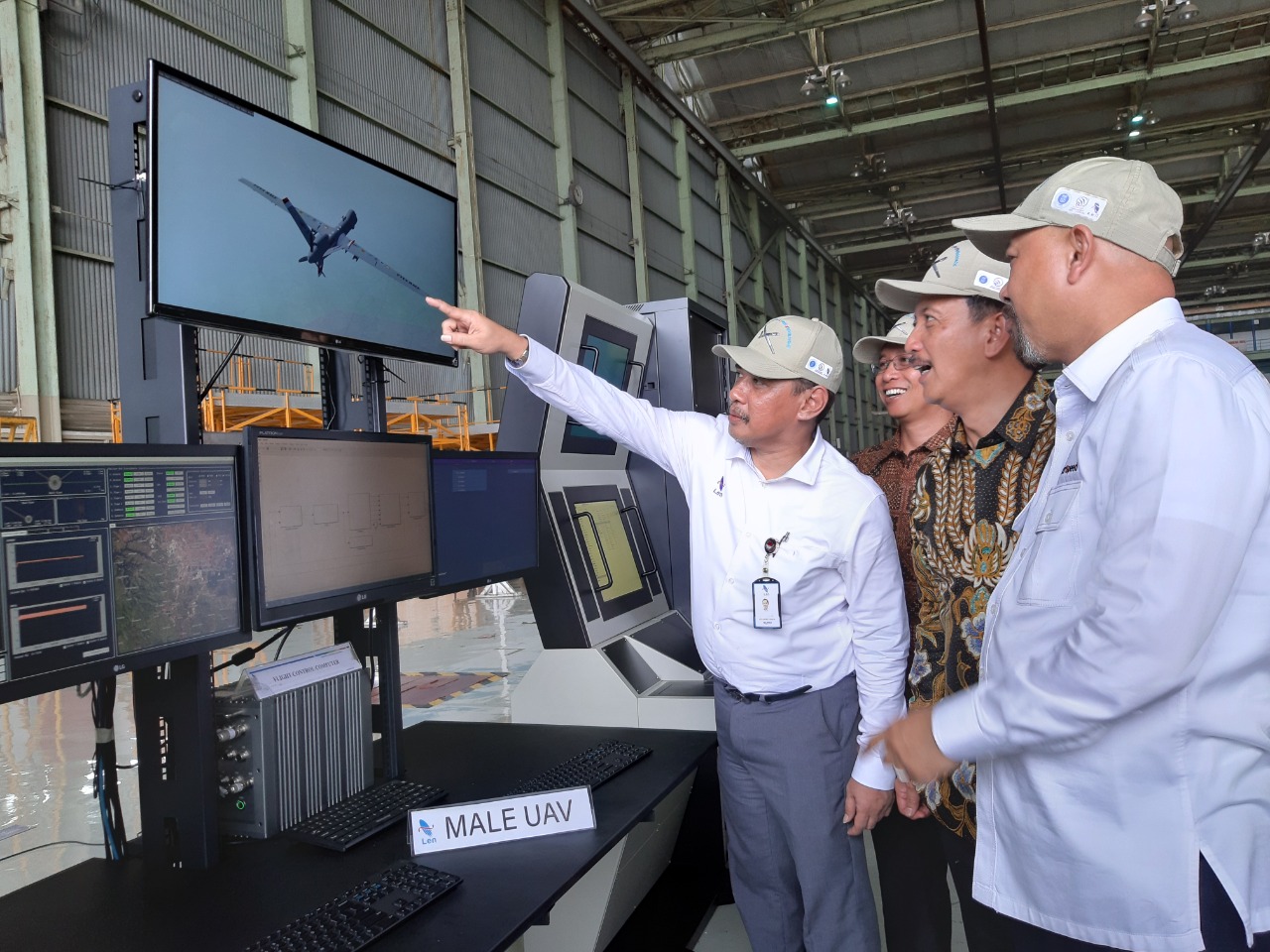 Pandemi, Len Industri Revisi Pendapatan 2020 Menjadi Rp4,2 T