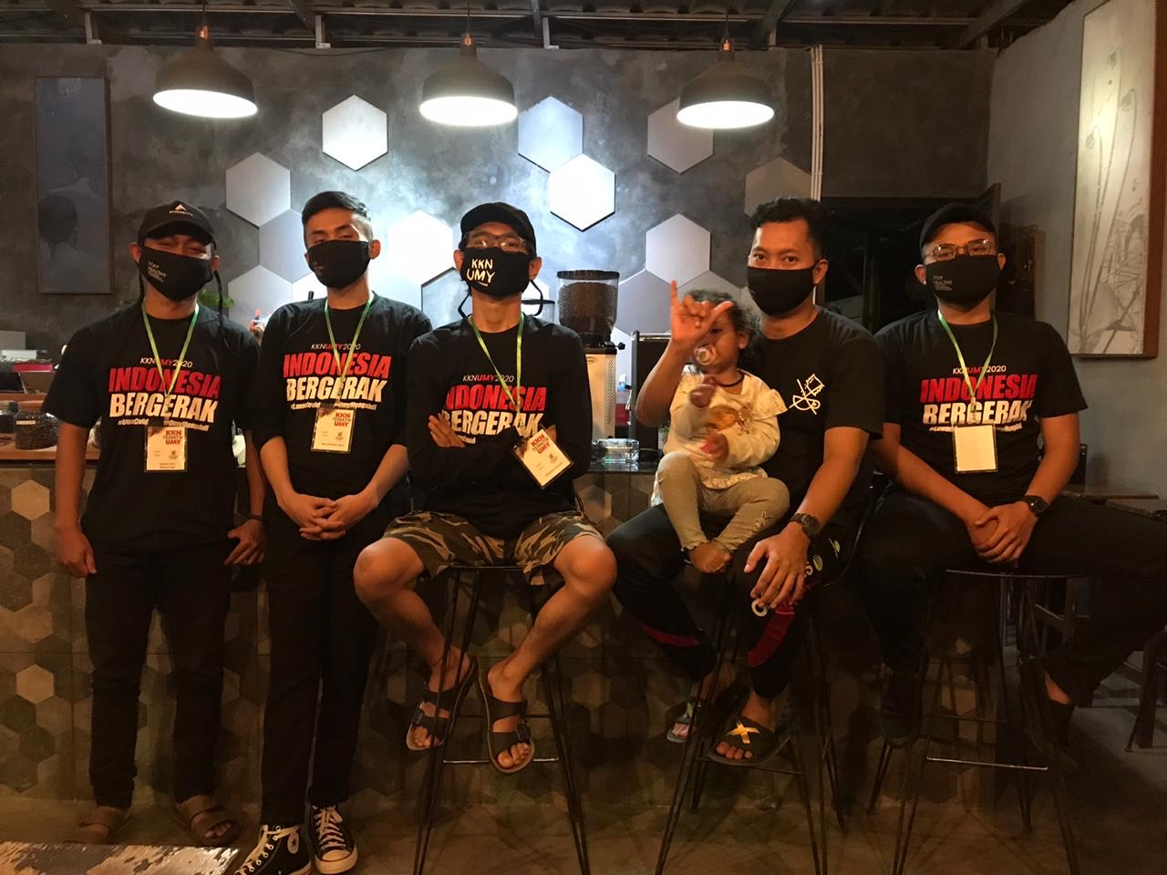 Mahasiswa KKN IT 09 UMY Bantu UMKM Piknik Café di Tengah Pandemi