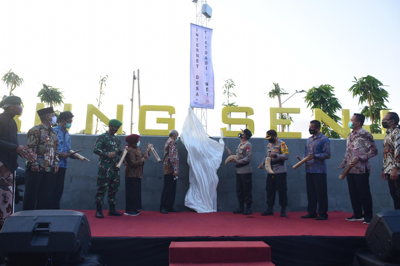 Atasi Kesenjangan Digital, Bupati Sleman Resmikan Tirtoadi Smart Village