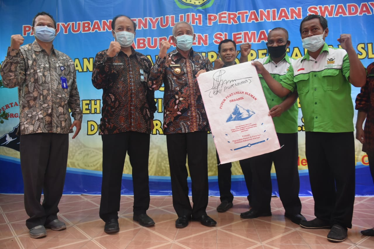 Bupati Sleman Luncurkan Pupuk Pertanian Organik