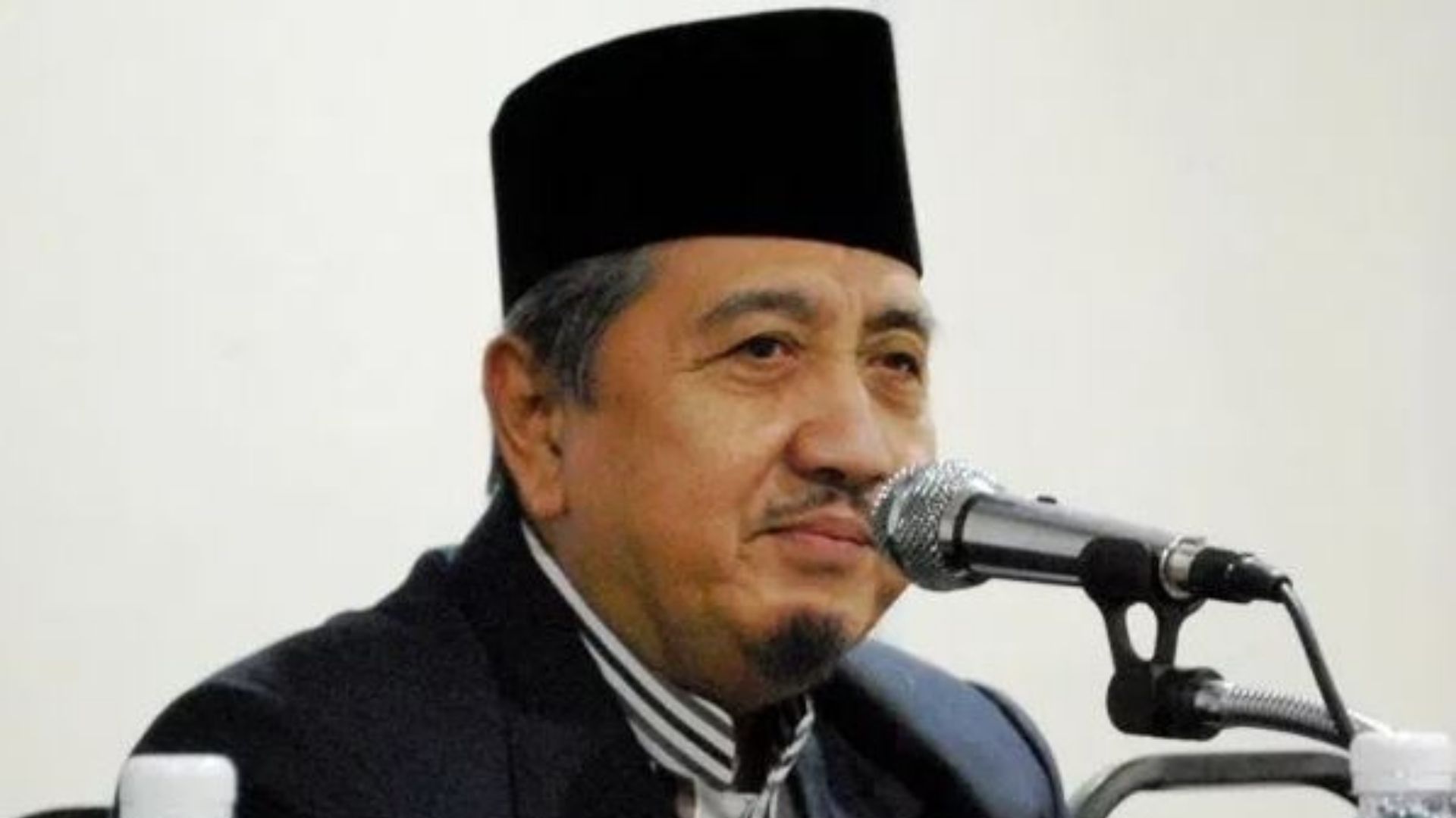 Muhammadiyah Sampaikan Duka Cita Kepergian KH Syukri Zarkasyi KH Syukri Zarkasyi Wafat