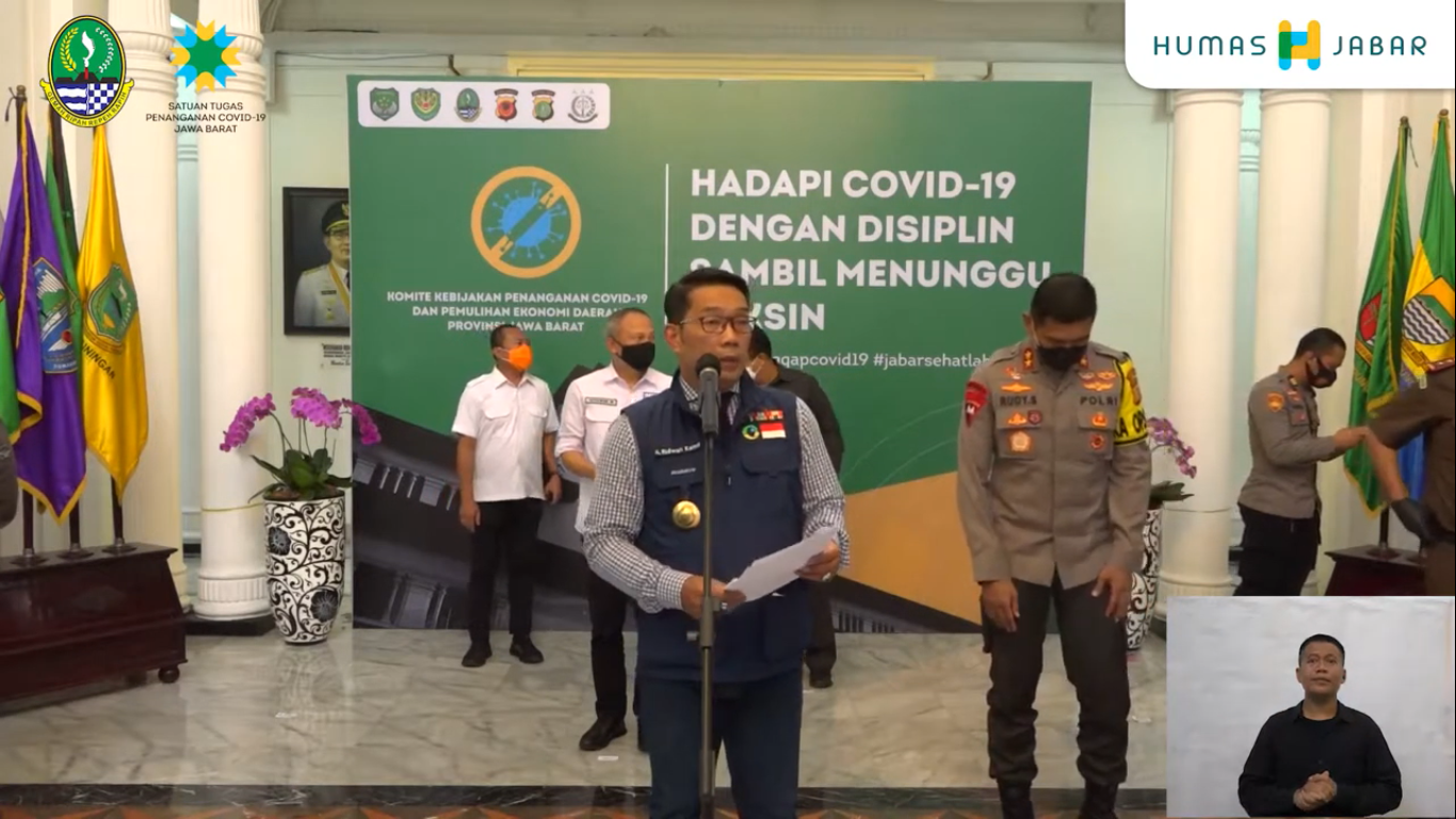 Ridwan Kamil Imbau Orang Kaya Rajin Belanja ke Warung