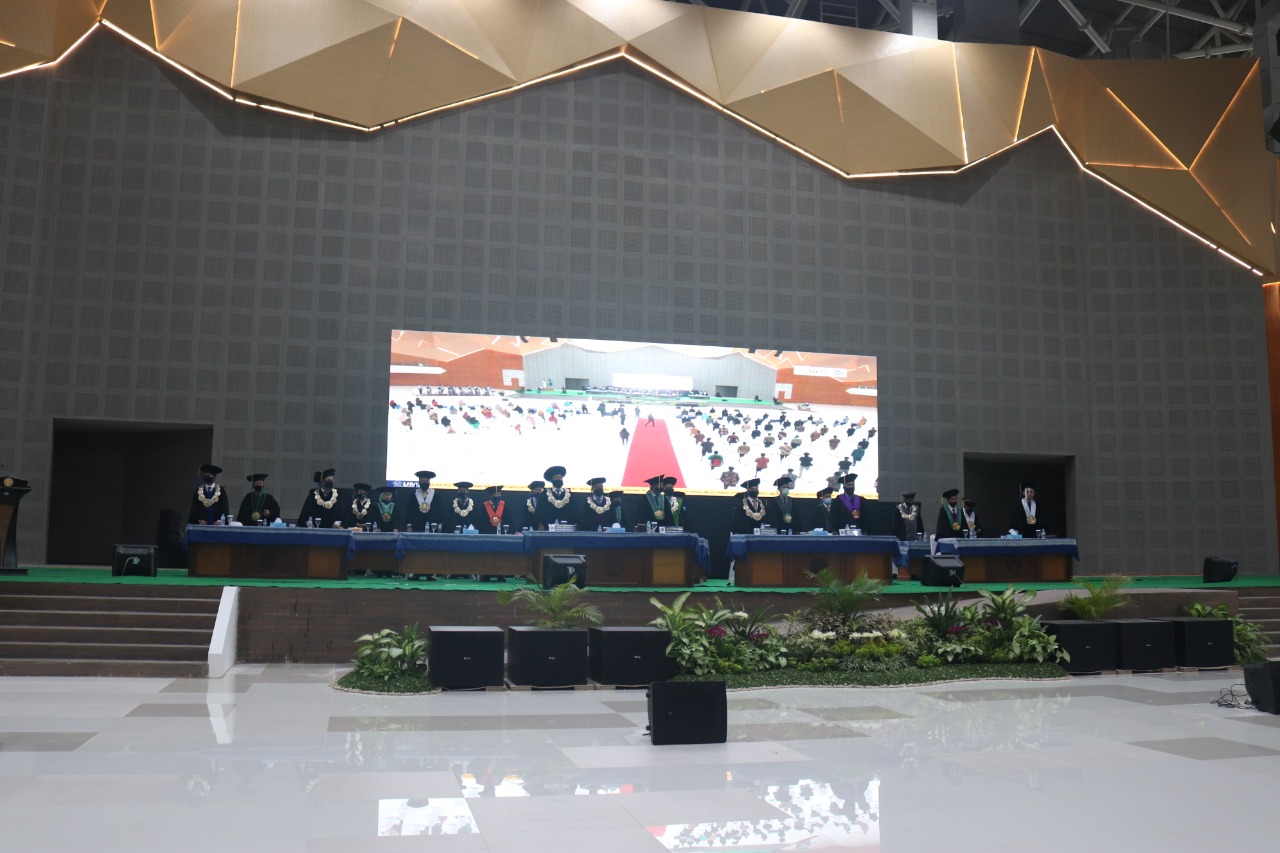 UMS Gelar Upacara Hari jadi ke-62 di Gedung Edutorium yang Megah dan Baru Selesai Dibangun