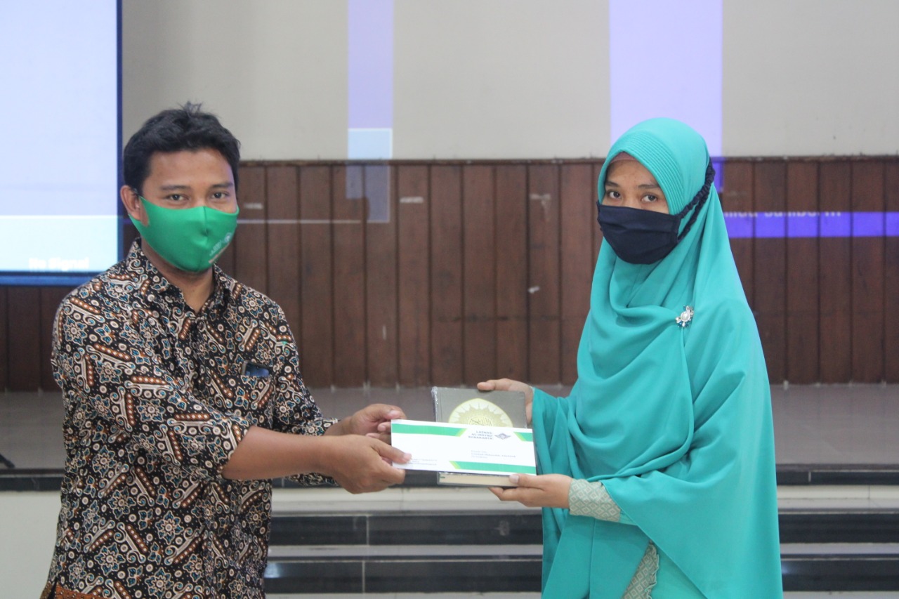 Laznas Al Irsyad Apresiasi Guru yang Hafiz