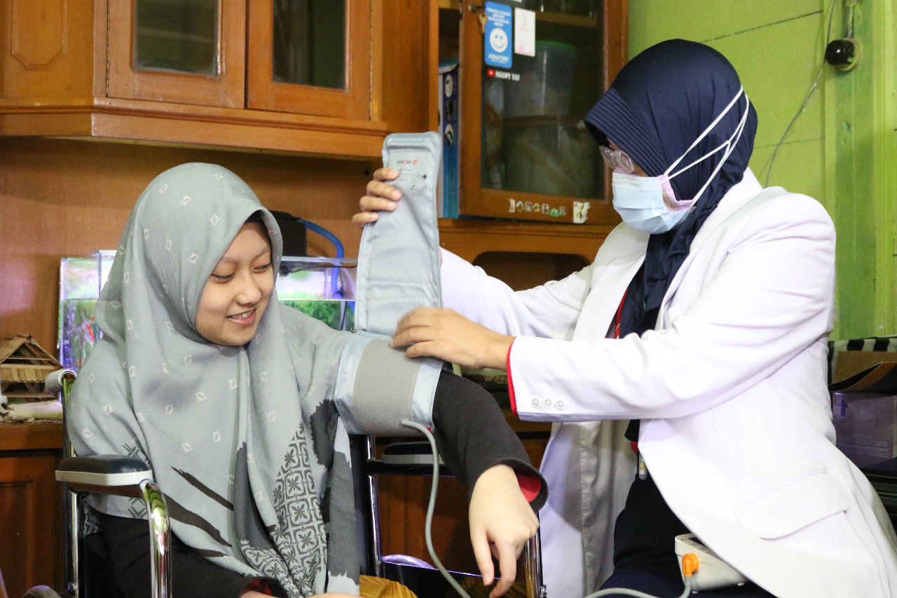 Fakultas Kedokteran UMP Dampingi Rahma, Disabilitas Berprestasi