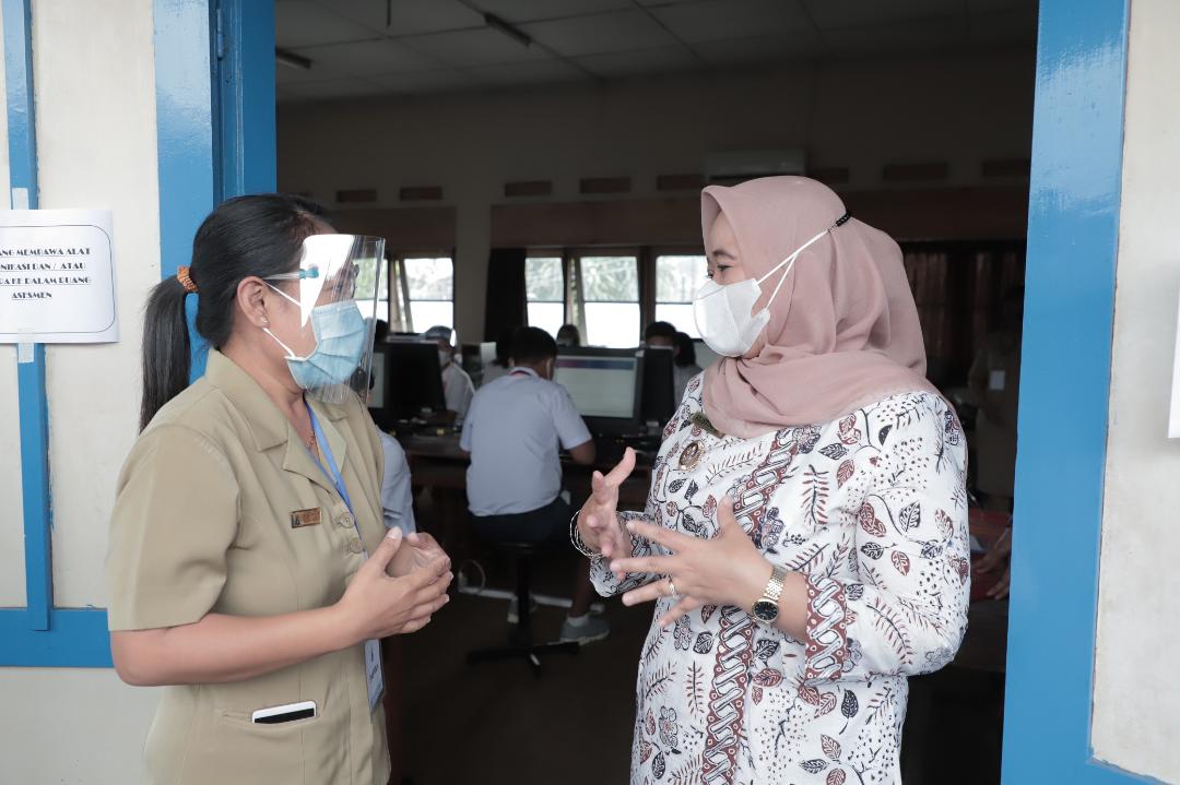 Kustini Pastikan Pelaksanaan Asesmen Standarisasi Pendidikan Daerah Berjalan Lancar