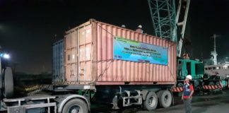 OP Tanjung Perak Lepas Satu Kontainer Bantuan Kemanusian ke NTT dan NTB