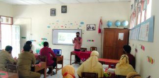 Terus Bergerak, UMY Latih Guru Kelola Radio Komunitas di Kulon Progo