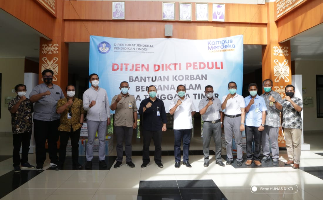 Ditjen Dikti Peduli, Salurkan Bantuan untuk Korban Bencana di NTT