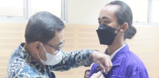 Lantik Pengurus Baru, Direktur Polimedia: Ormawa Harus Membawa Kampus Lebih Maju