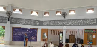 UNKRIS Serahkan Santunan bagi 69 Anak Yatim