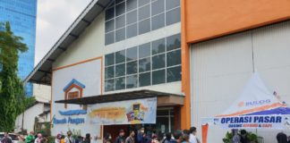 BULOG Kembali Gelar Operasi Pasar Daging Beku Jelang Lebaran