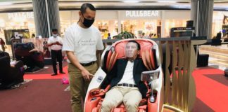 Nikmati Sensasi Kursi Pijat Kelas Premium Perfect Health dengan Teknologi Voice Control