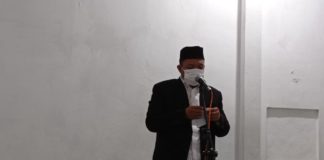 Humas SD Muhammadiyah 1 Jadi Khatib Salat Idulfitri di Langgar Taqorrub