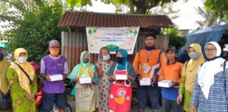 Ranting ‘Aisyiyah Berbagi Semarakkan Milad ‘Aisyiyah ke 104 M/107 H PDA Kota Surakarta