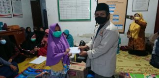 Milad Ke-89, Pemuda Muhammadiyah Sleman Berbagi Ifthar dan Santunan