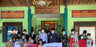 Dosen Prodi Doktor Manajemen Laksanakan Pengabdian Masyarakat di Panti Asuhan/Pondok Pesantren Asy’Syafiiyah
