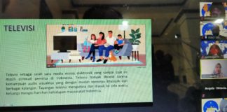 Humas SD Muhammadiyah 1 Ketelan Antusias Ikuti Webinar Lembaga Sensor Film Republik Indonesia