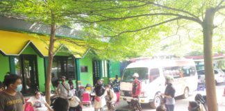 Mobil Vaksinasi Ditjen Dikti Sambangi Warga Ciracas Jakarta Timur