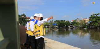 Menteri PUPR Tinjau Penanganan Normalisasi Sungai Karang Mumus Untuk Kurangi Risiko Banjir Kota Samarinda