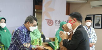 Kado Kemerdekaan RI, Muhammadiyah Luncurkan Edutab-Mu Program Pembelajaran Digital Tanpa Internet