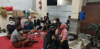 Perjuangan Relawan Pemulasaraan MCCC Surabaya