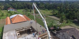 Cor Dak Masjid Asy Syifa Berjalan Lancar, Panitia Masih Membuka Donasi dari Warga
